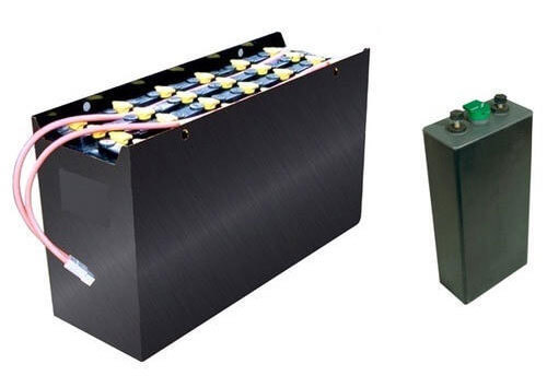 Forklift and Stacker Batteries Service